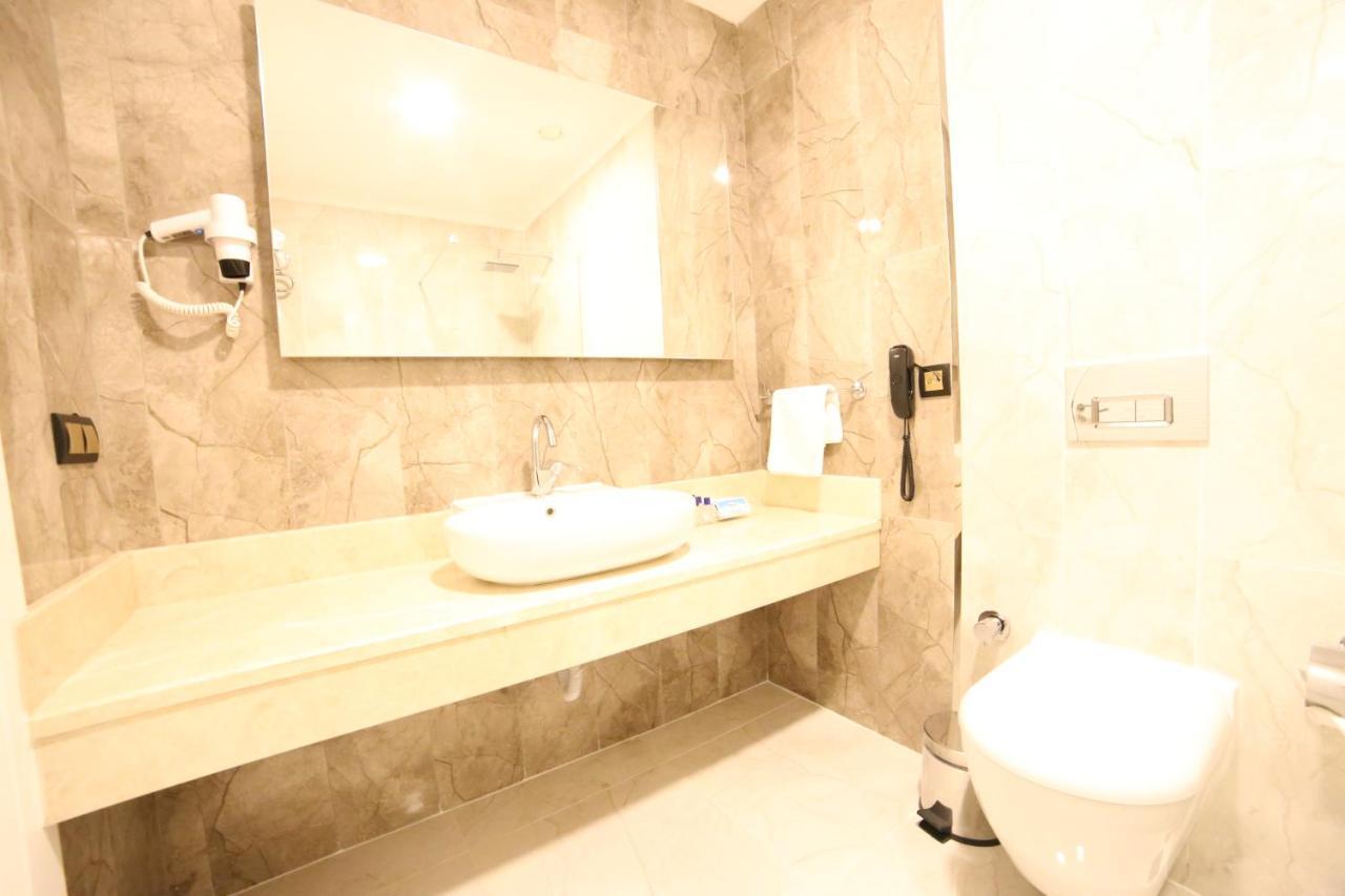 Ema Oeztuerk Thermal Hotel Afyonkarahisar 外观 照片